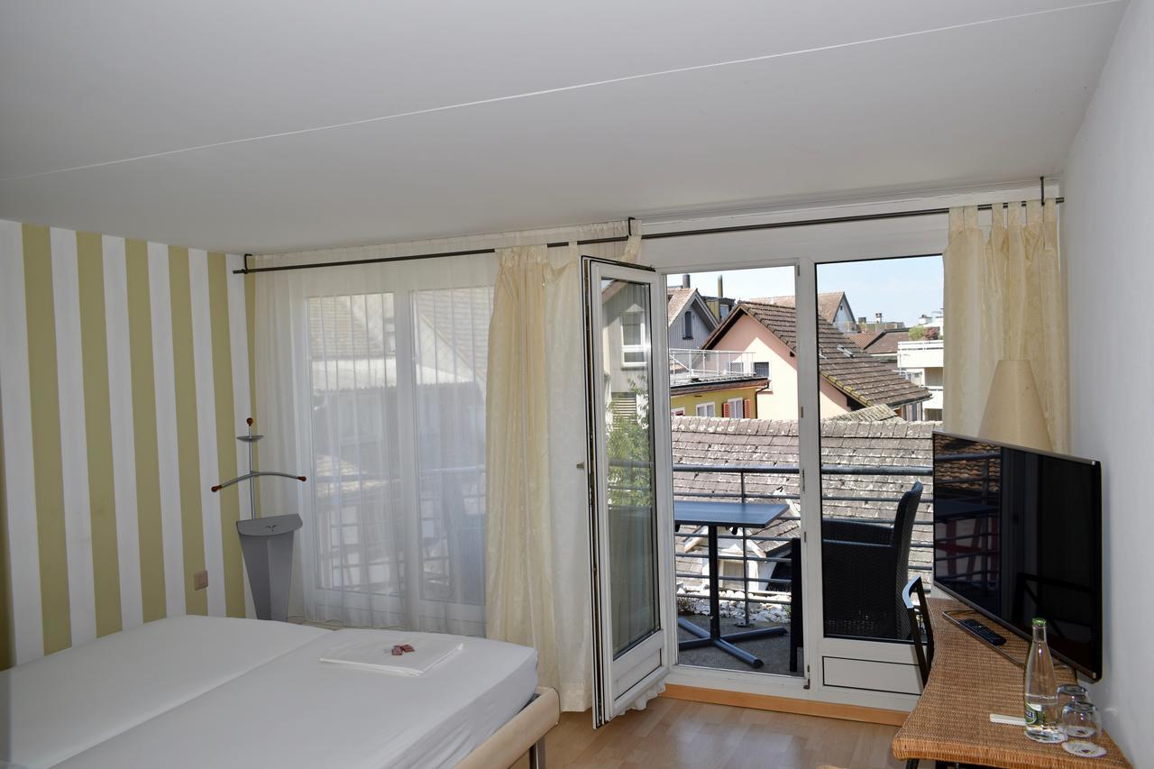 Hotel Baeren Lachen Exterior photo